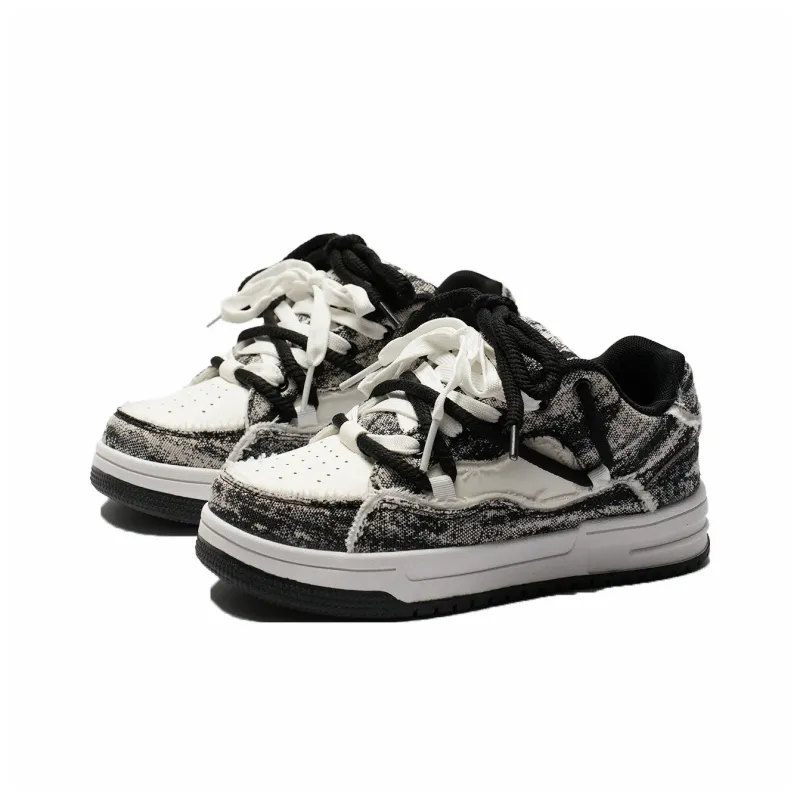 Teddy Bear Collection Coverage Slip Resistant, Abrasion Resistant, And Balanced Low Top Skateboard Shoes Unisex-8