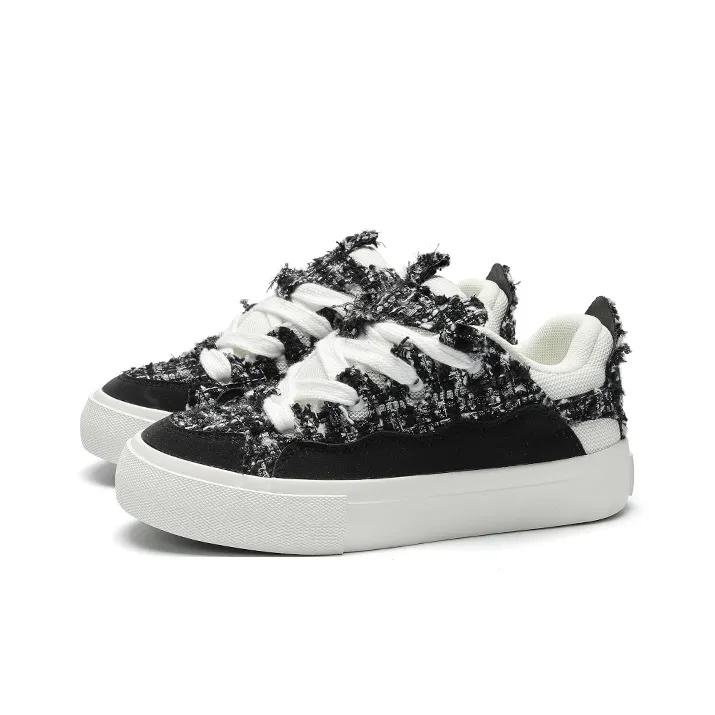 FOREVER 21 Low Top Skateboard Shoes Unisex-1