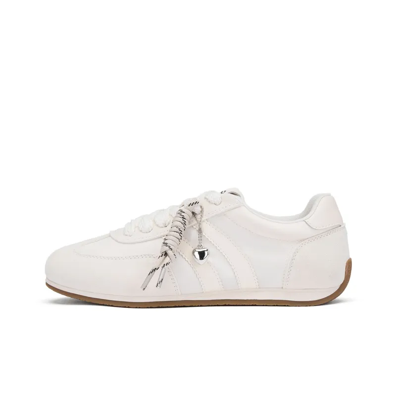 Hotwind Energetic Urban Series Low Top Casual Shoes Women's-0