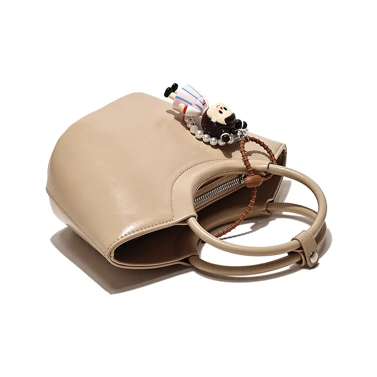 Vigno Synthetic Leather One Shoulder Handbag Women's White/Red/Sambal Color/Black-11