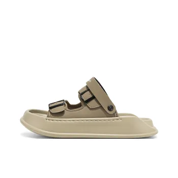 Budding Bear Beach Sandals Men's