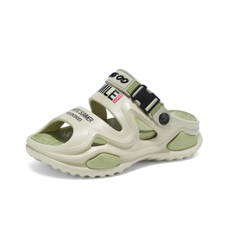 Budding Bear Beach Sandals Unisex-1