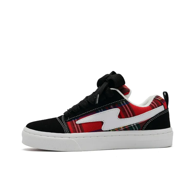 Teddy Bear Collection Slip Resistant Shock Absorbers With Abrasion Resistant Properties Low Top Skateboard Shoes Unisex-53