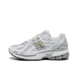 White Green