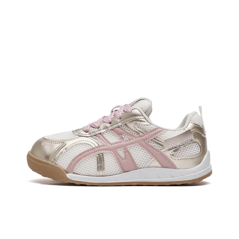 JIETEGONGYANG Shock Absorbers With Slip Resistant Features Low Top Casual Shoes Women's-0
