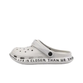 Budding Bear Clogs Men
