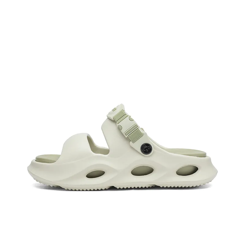 Budding Bear Beach Sandals Men's-12