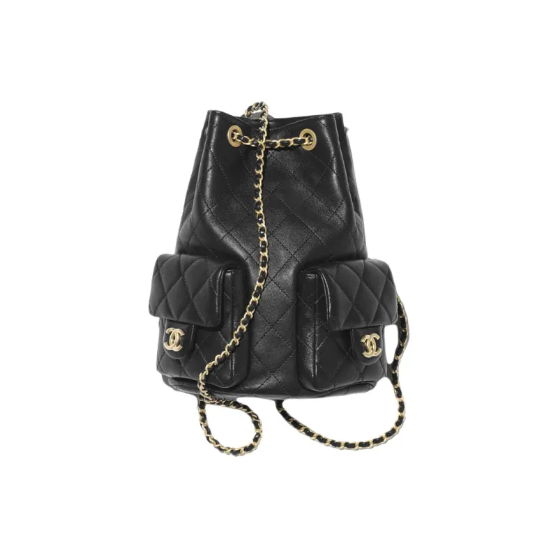 CHANEL 25C Shiny Lambskin Backpacks Black-1