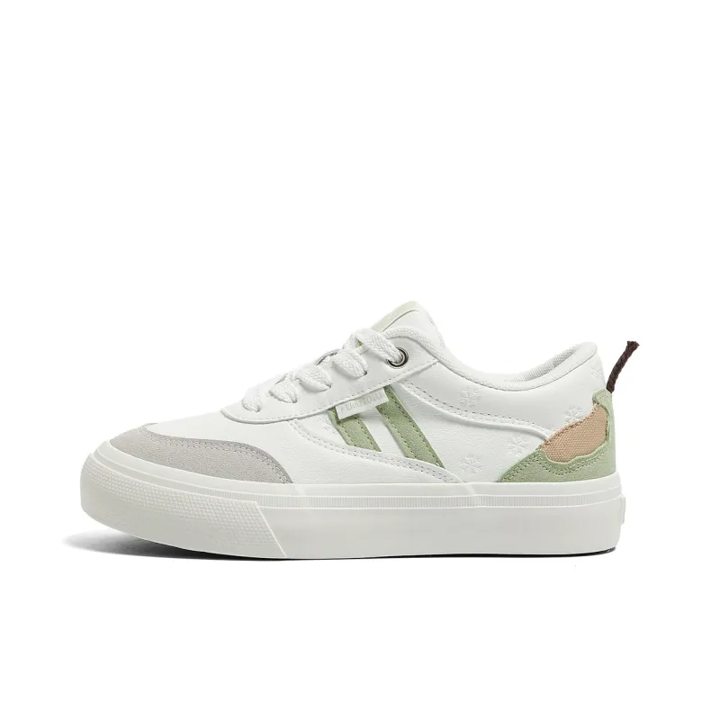 HUANQIU Abrasion Resistant, Lightweight, And Breathable Low Top Skateboard Shoes Women's Green-0