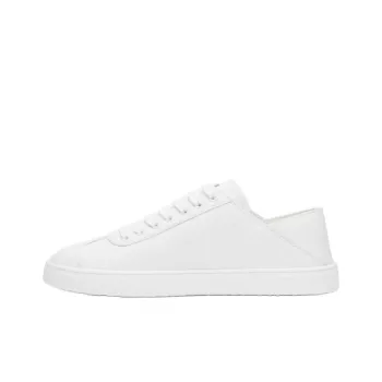 Stuart Weitzman/SW Isabelle Low Top Skateboard Shoes Women's White