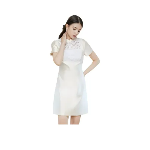 Caroline 아이보리 여성 반팔 원피스