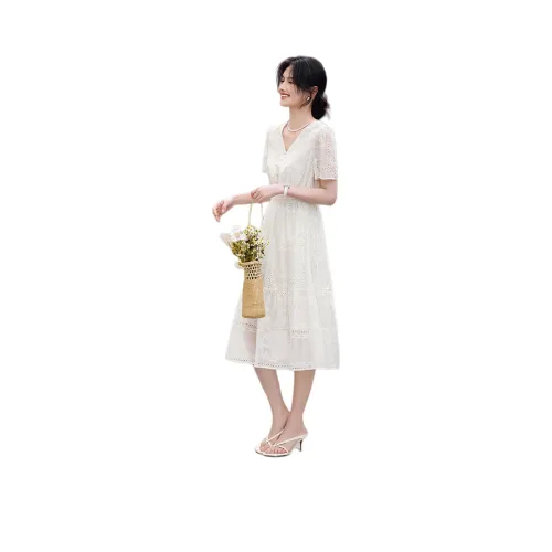 XWI 아이보리 여성 반팔 원피스