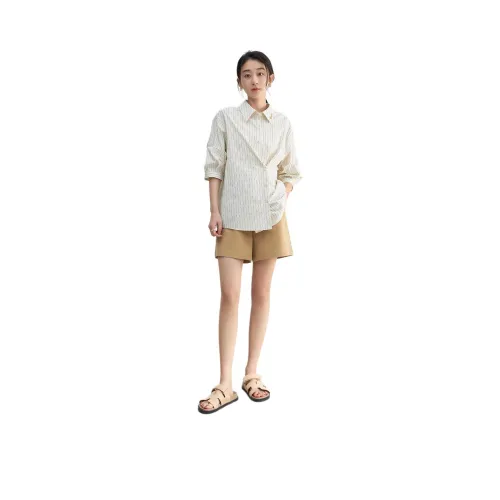 XIRAN 애프리콧 바닥층과 커피 줄무늬 여성 셔츠