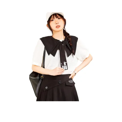 MUGUOGUOMU 아이보리 여성 티셔츠