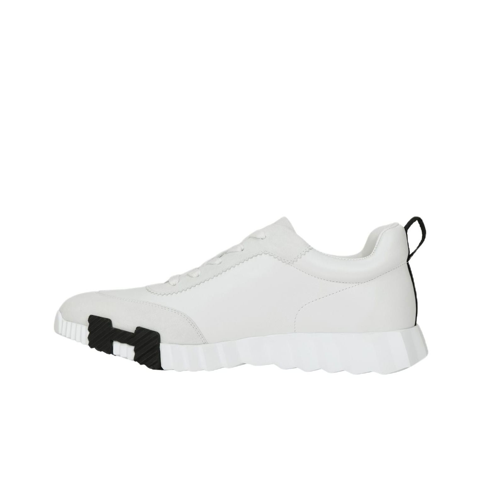 爽やかさが際立つ】HERMES スニーカー Bouncing ホワイト Hermes Women's White Bouncing 38 Sneaker Shoes – MAISON de LUXE