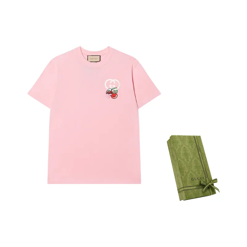 GUCCI ストロベリー Tシャツ XXS GUCCI ストロベリー Tシャツ XXS