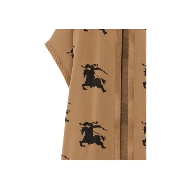 Burberry Logo Motif Embroidered Zipped Cape Jacket-3