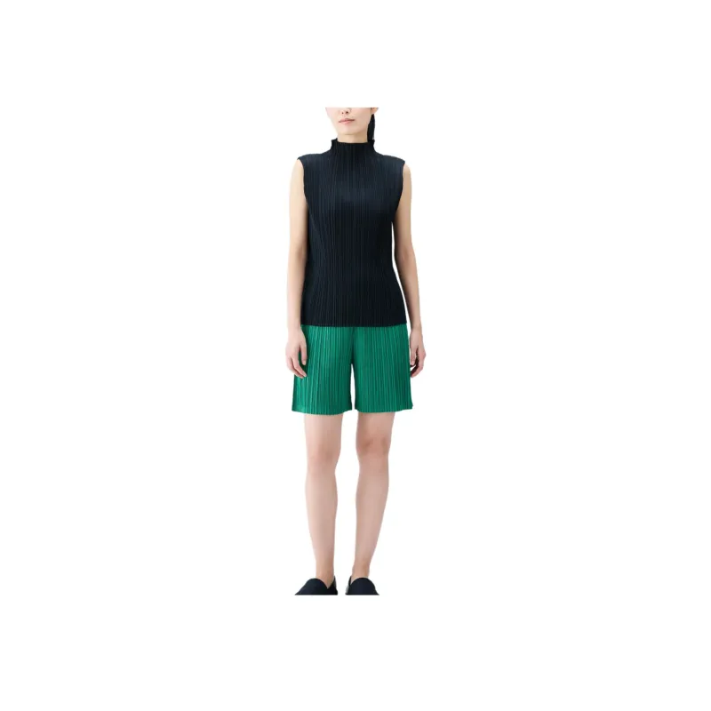 PLEATS PLEASE ISSEY MIYAKE SS23 Casual Shorts Women's Green-1