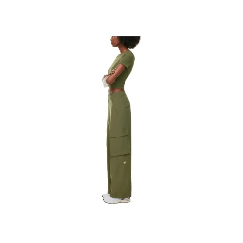 ARITZIA Golden MoveTechTH Switchback Cargo Pant Cargo Pants Women's-2