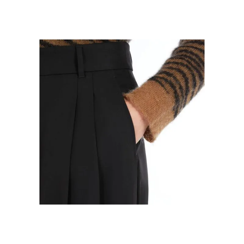 MaxMara Casual Pants Women's Black-4
