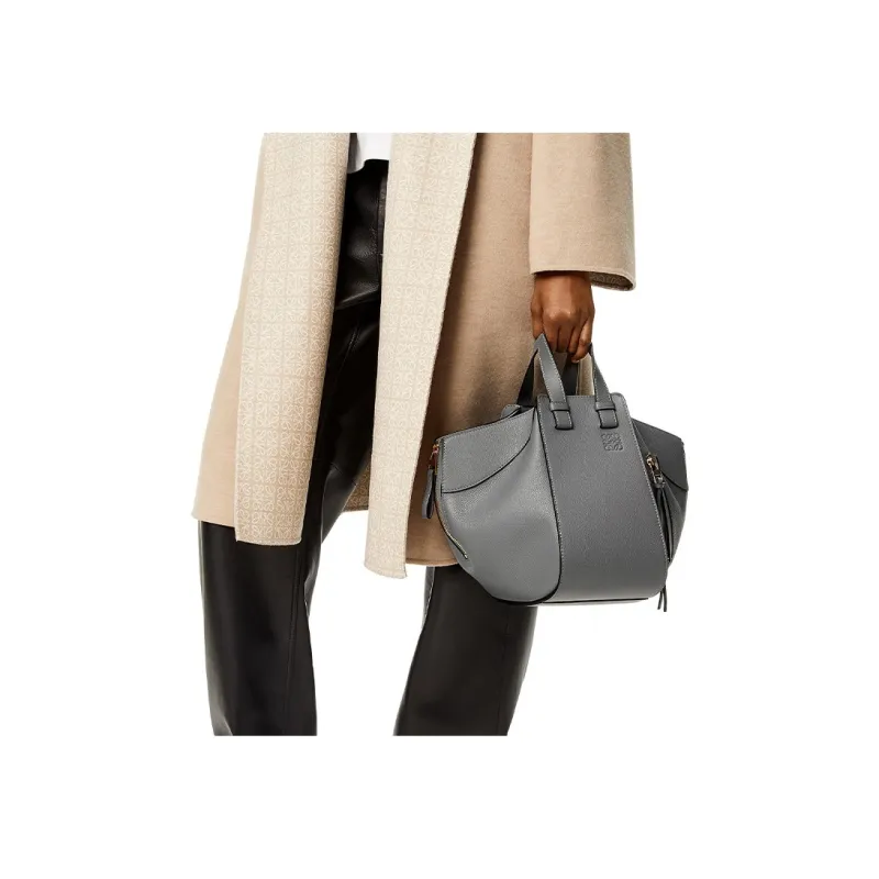 LOEWE Hammock Grain Cow Leather Bucket Bag Handbag Trumpets Women's Asphalt Gray-5