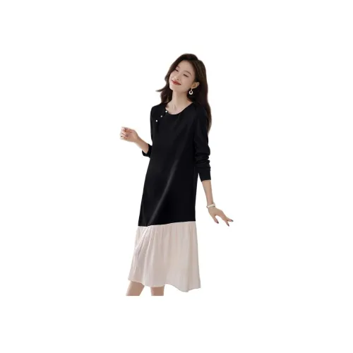 MOHO&MO 블랙 스펠링 화이트 여성 긴팔 원피스