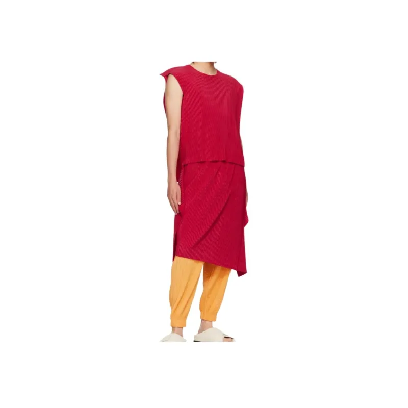 Homme Plissé Issey Miyake T-Shirt Men's Cherry Red-6