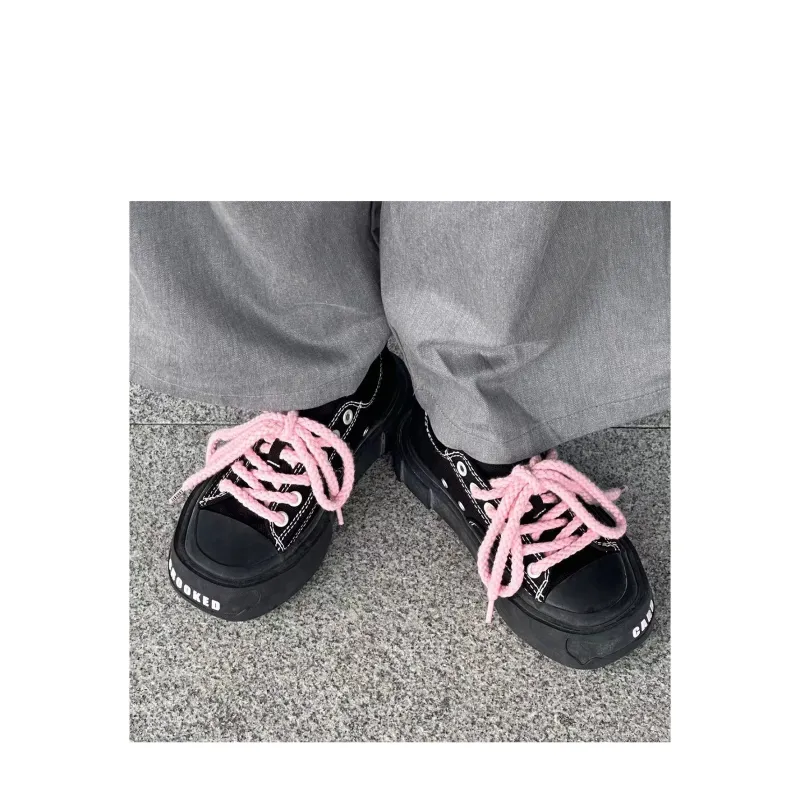 CROOKED CARD Low Top Canvas Shoes Unisex Black Pink-10