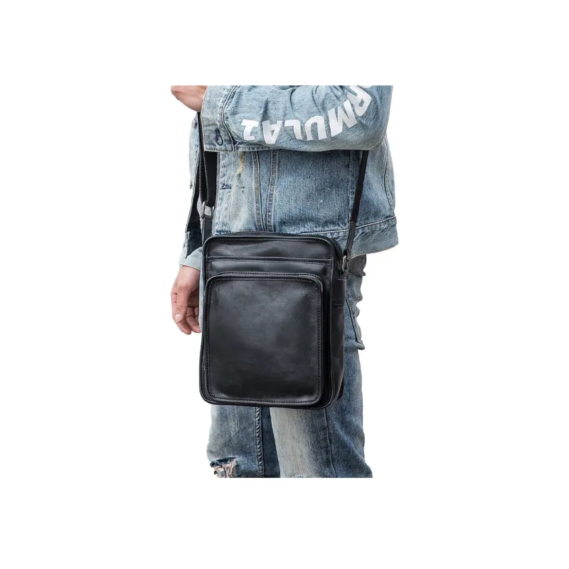 Back Step Top Grain Vegetable Tanned Cow Leather Shoulder Bag Crossbody Messenger Bag Regular Unisex Black-5