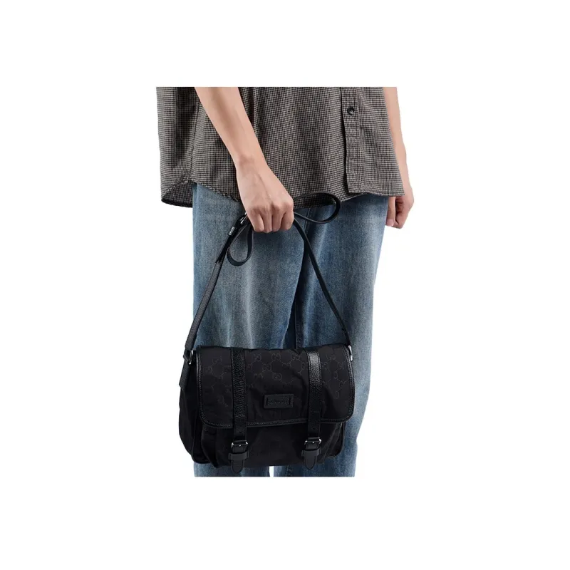 GUCCI GG GUCCIssima Logo Messenger Bag Monogram Black-10