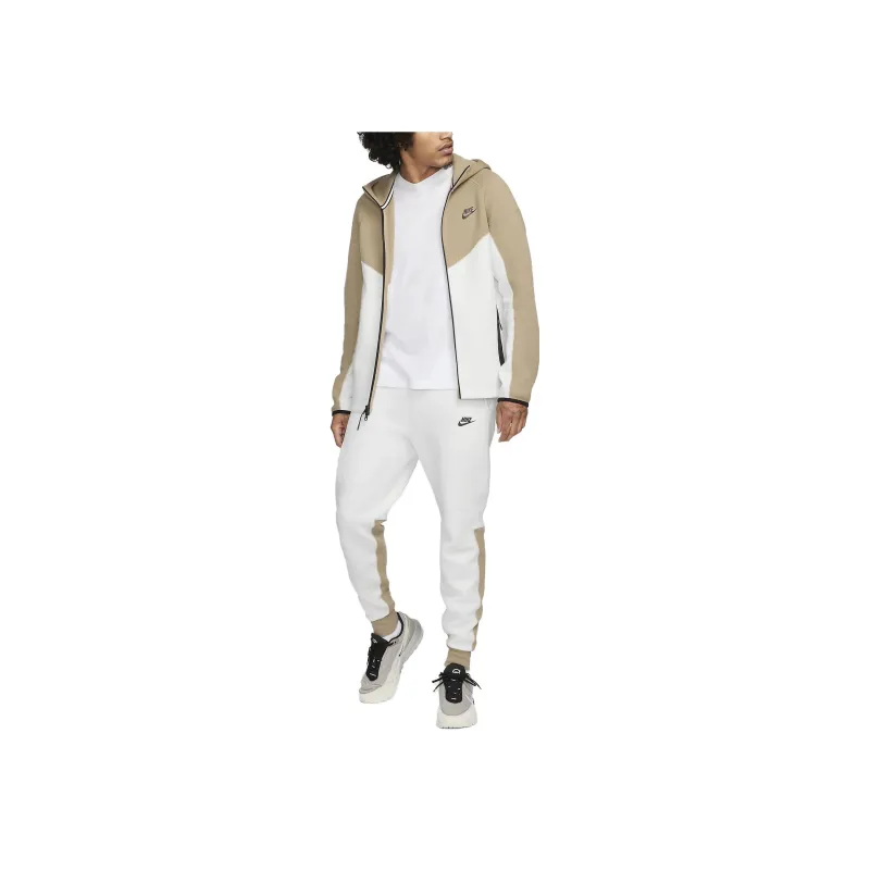 Nike Sportswear Tech Fleece Windrunner-4