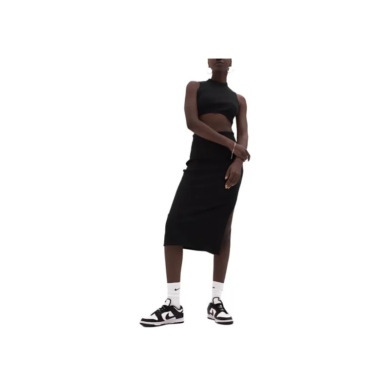 Nike Sportswear Chill Rib Women's Tight Mock Neck Cropped Tank Top-4