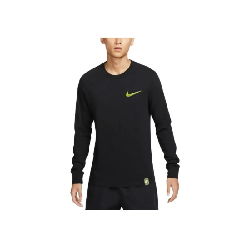 Nike Sportswear Club Long-Sleeve T-Shirt-0