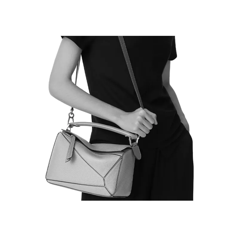LOEWE Puzzle Cow Leather Puzzle Bag, Handbag, Shoulder Bag, Crossbody Bag Trumpets Women's Gray Beige/Soft White-7