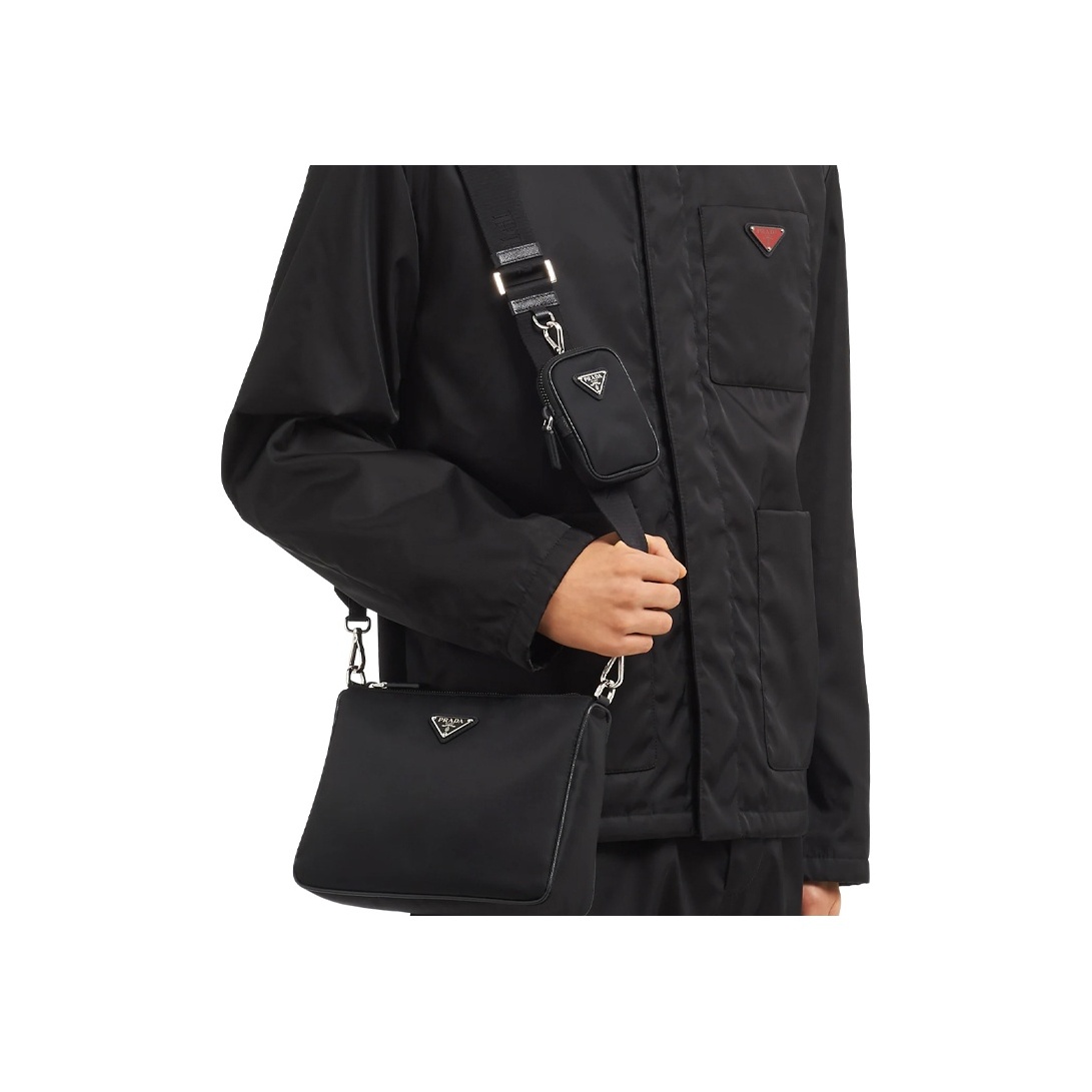 Prada GFB327SOOO16PKF0V3N 関税送料込 楽天市場】PRADA プラダ ダウンジャケット SGB803 1WQ8 メンズ