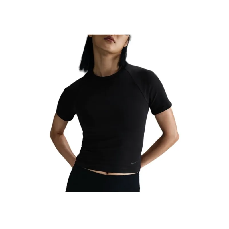 Nike Clothing T Shirts Women's Black-0