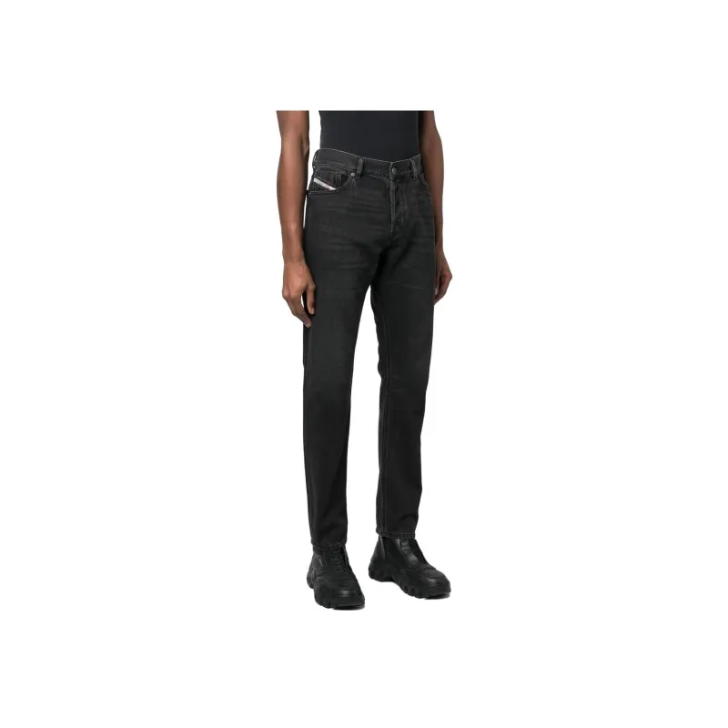 DIESEL 1995 D-Sark 09B88 Straight-leg Jeans-2