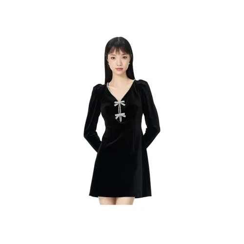 Caroline 블랙 여성 긴팔 원피스