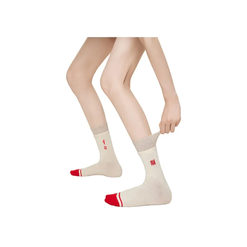 Cheemy Free Mid Calf Socks Women's 1 Pack Smooth Embroidery-2