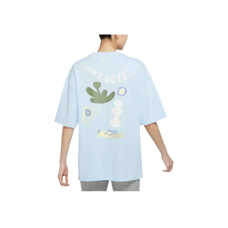 Nike Women'ss Retro Hand-Drawn Drop Shoulder T-Shirt Blue-3