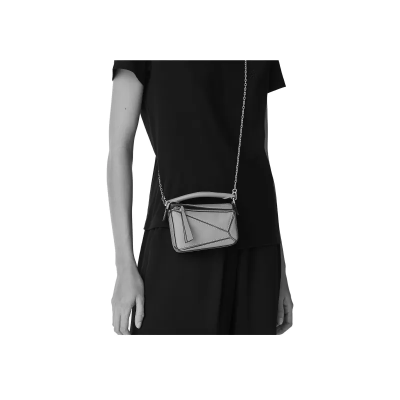 LOEWE Puzzle Handbags-5