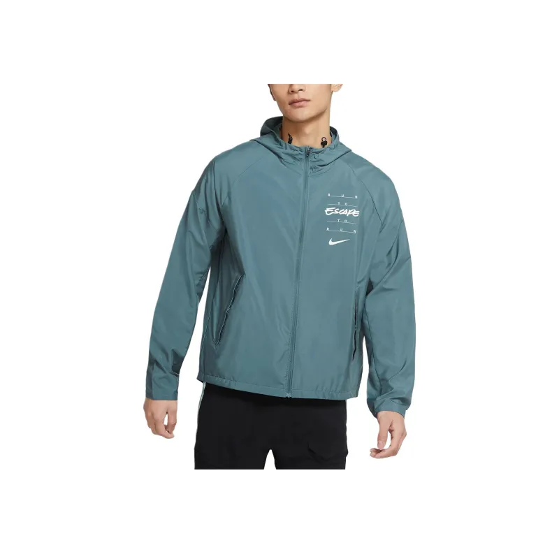 Nike Essential Wild Run Jackets & Coats Men's Buckthorn Leaf Green-0