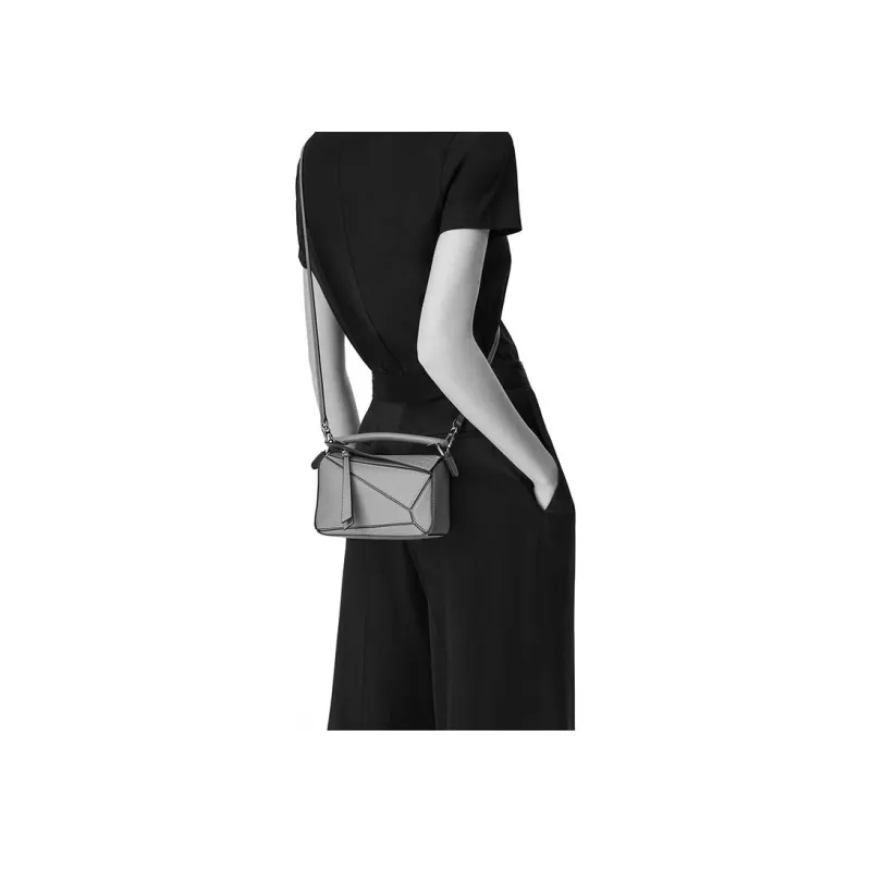 LOEWE Puzzle Handbags-4