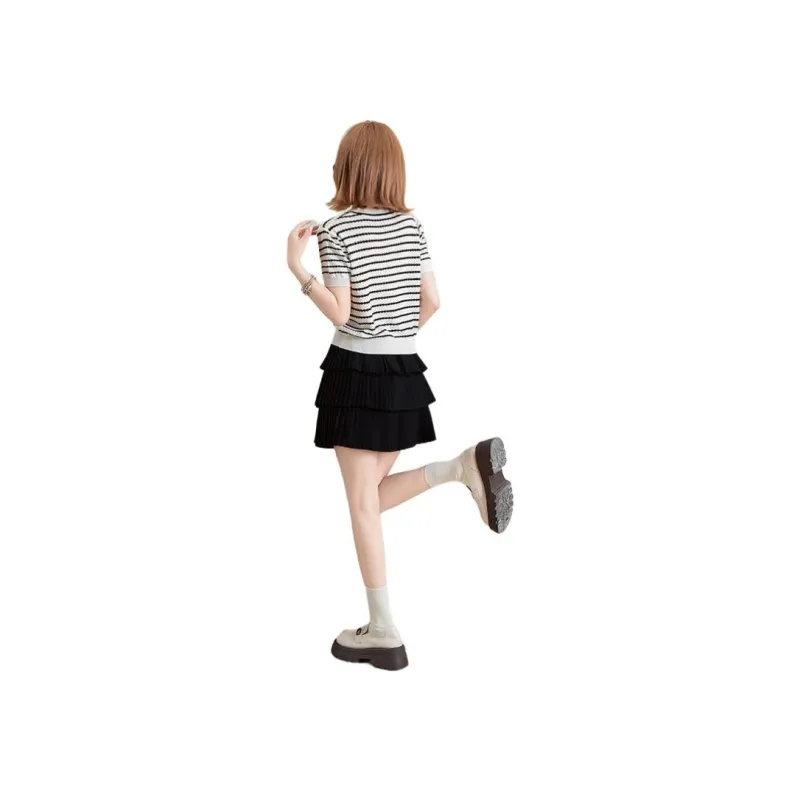 FAWENXIANGZI Crop Tops Women's White & Black-0