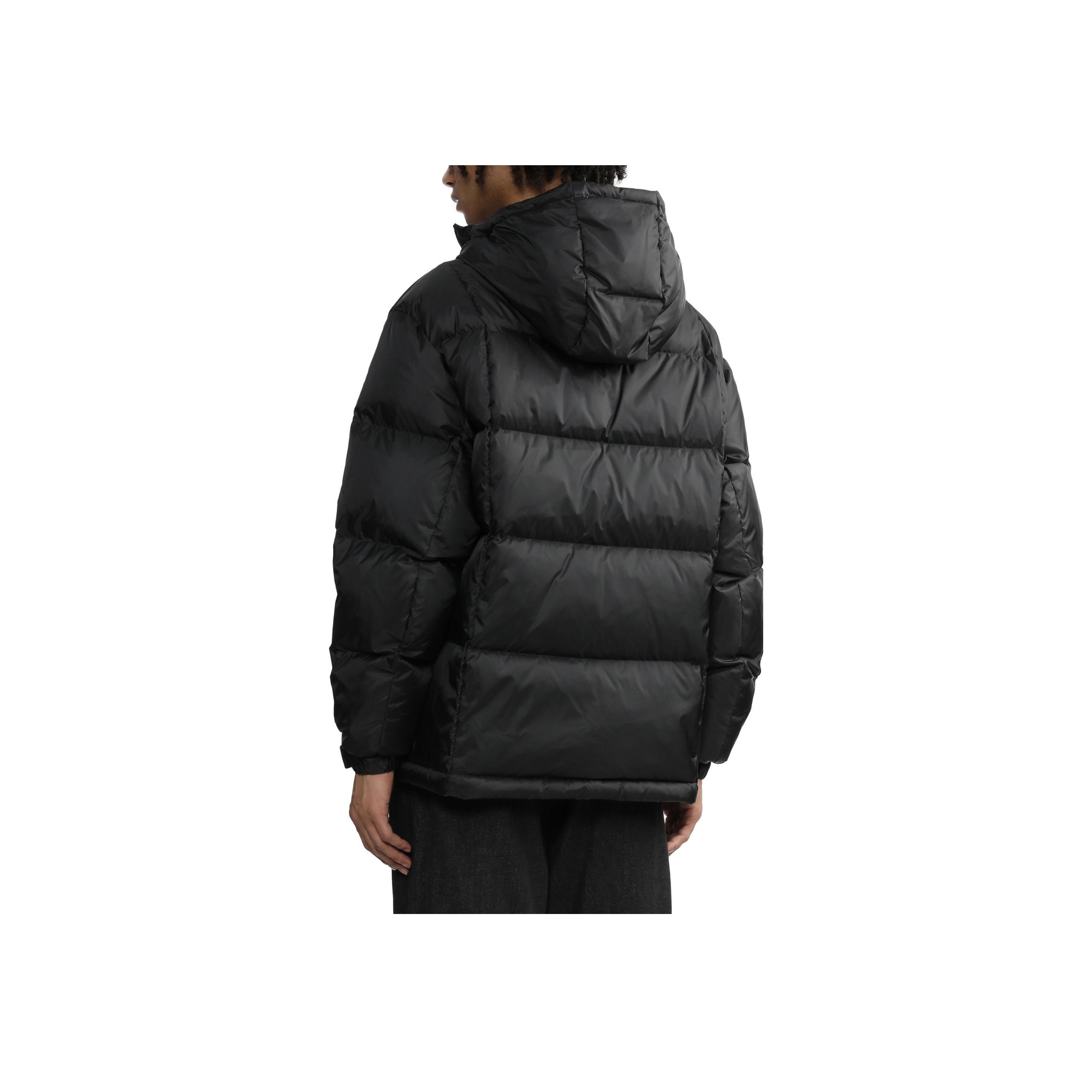 【関税込み】Carhartt Work In Progress ダウン 関税込み】Carhartt Work In Progress ダウン (Carhartt/ダウン