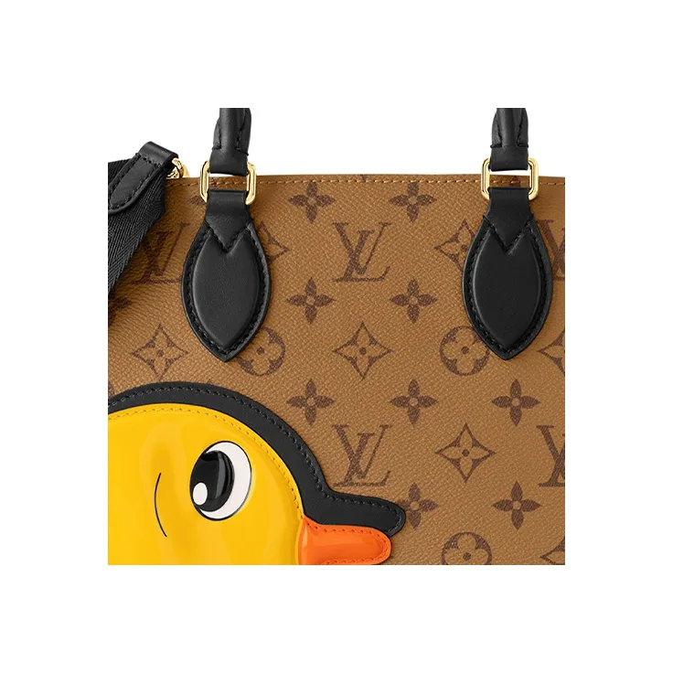 LOUIS VUITTON X Sun Yitian OnTheGo Pm Monogram Reverse-3