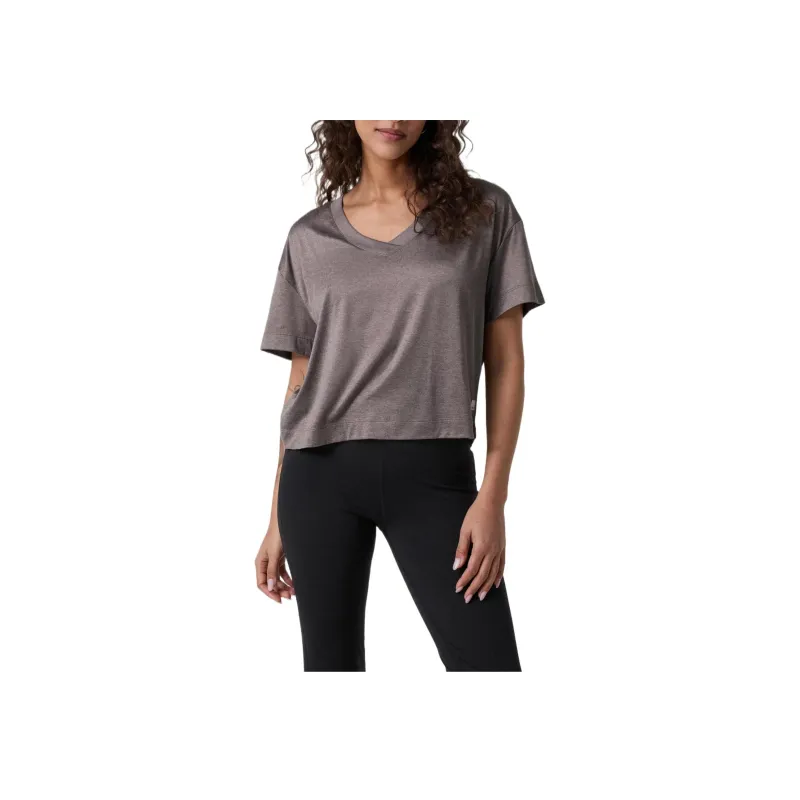 Vuori T Shirts Women's-2