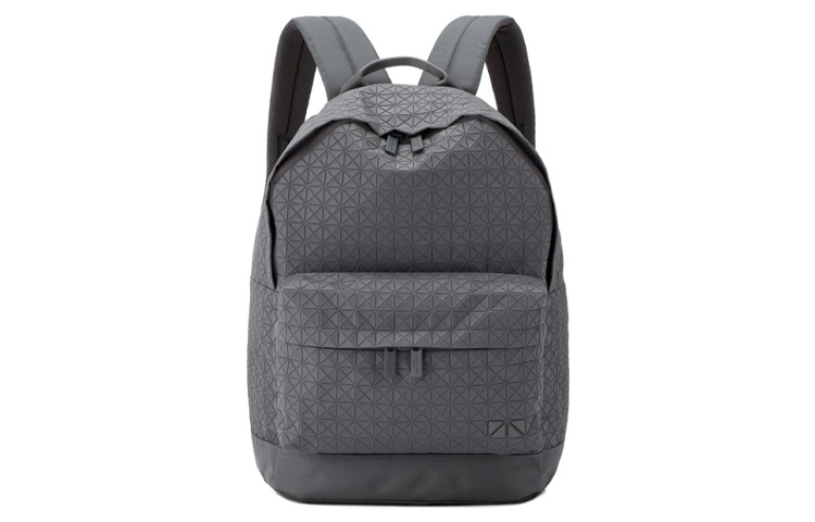 Your must-have 5 drawstring bags and style them - Issey