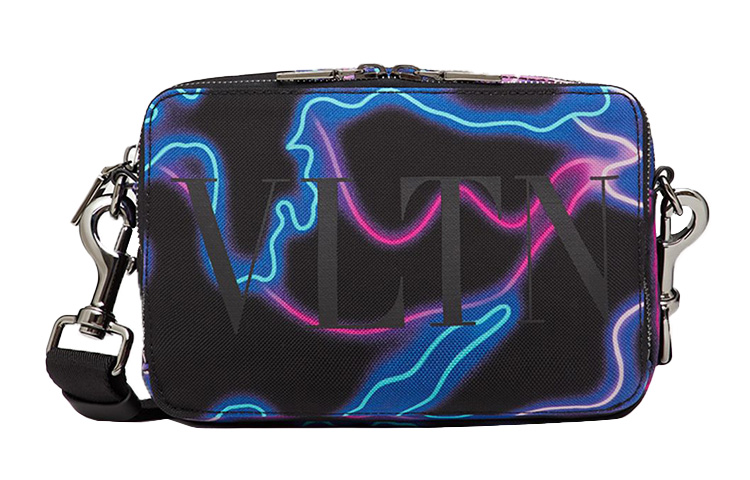 Valentino Shoulder Bags - POIZON