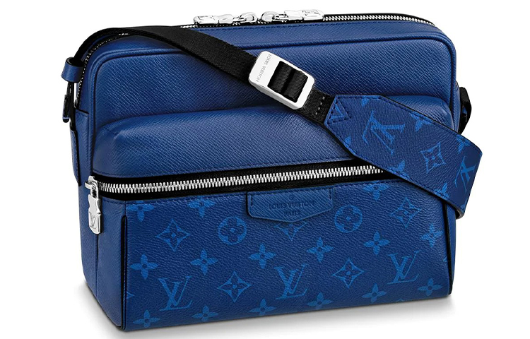 LOUIS VUITTON Outdoor Messenger Monogram Pacific Taiga Blue POIZON